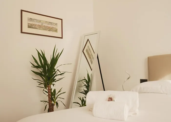 Bwr - In Zona Sempione-tre Torri, Via Alberti Милан