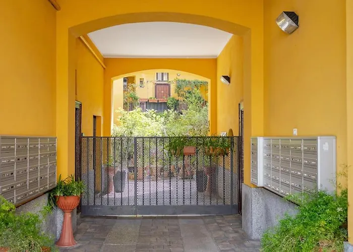 Urban House - Charming Navigli Center Milano