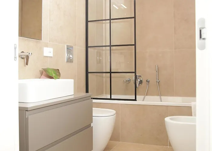 דירה Secret Courts Centre-outdoor Space מילאנו