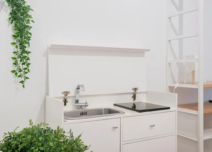 New! Lovely & Friendly In Center B *