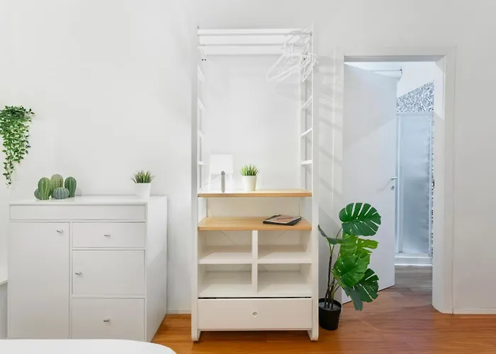 New! Lovely & Friendly In Center B *