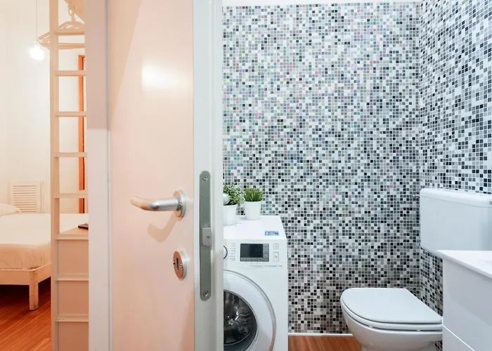 New! Lovely & Friendly In Center B Apartmán *