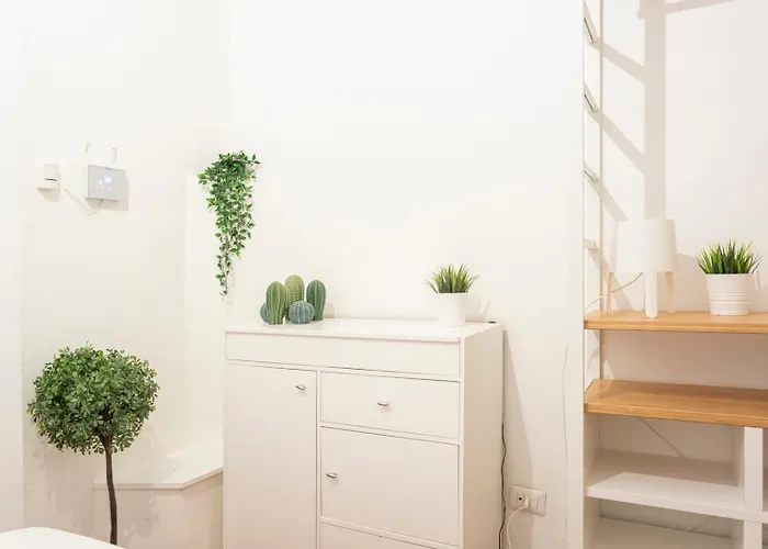 New! Lovely & Friendly In Center B *