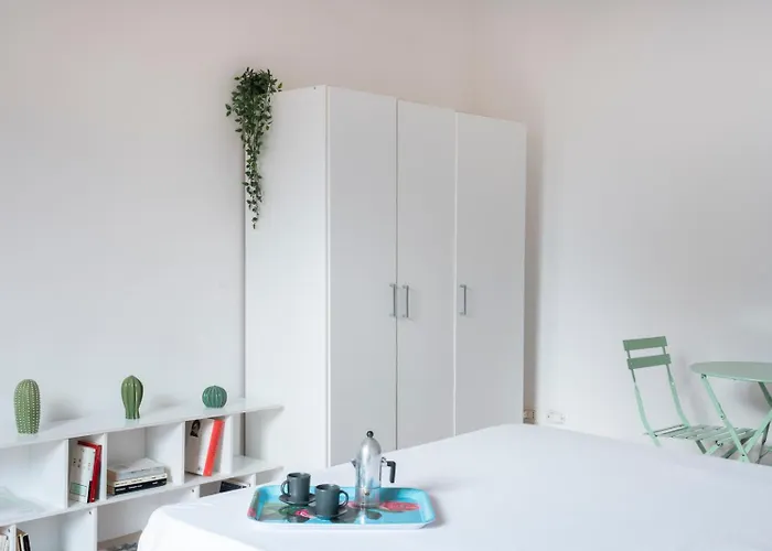 New! Lovely & Friendly In Center A Apartment Milan