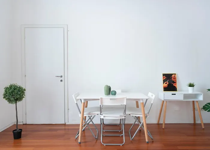 New! Lovely & Friendly In Center A Apartment Milan