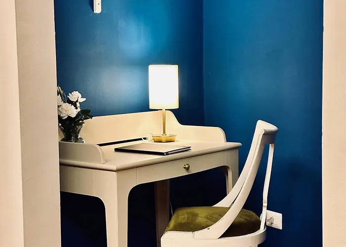 Apartment Nerino House, Elegante E Tranquillo A 5 Minuti Dal Duomo *