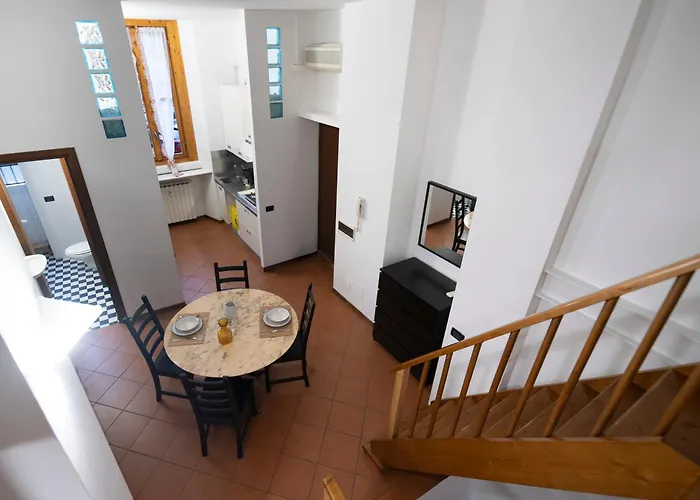 Appartement Ugo Bassi 23