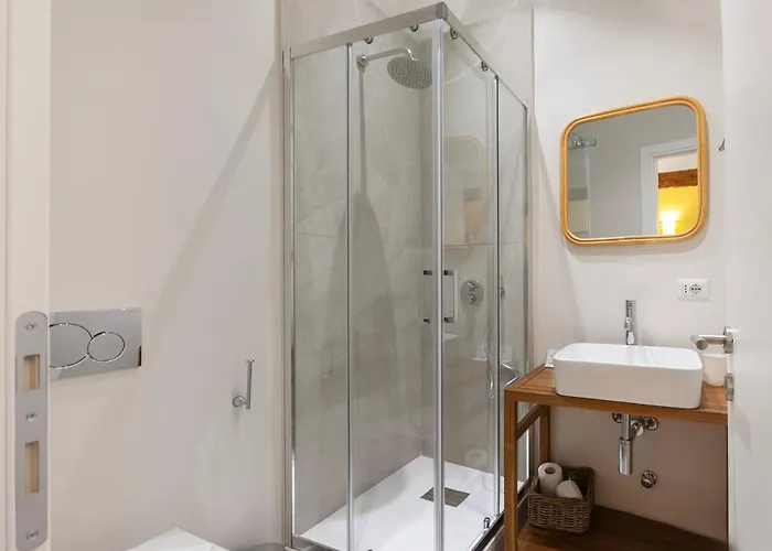 Youhosty - Ticinese 2 Appartement