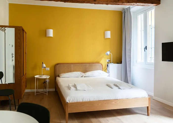 Appartement Youhosty - Ticinese 2 *