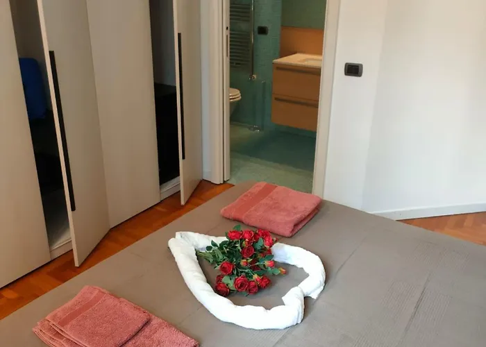 Esclusive & Elegant Loft, Duomo 10 Minutes Milan