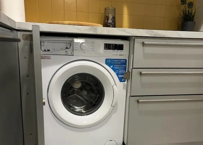 Industrial Loft In Maciacchini - Metro 50m Smartworking & Netflix 公寓