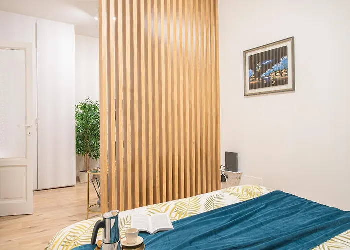 Apartmán Design - Tricolore, Macedonio Melloni