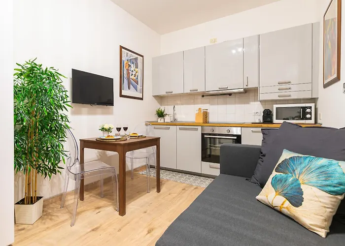 Apartmán Design - Tricolore, Macedonio Melloni *