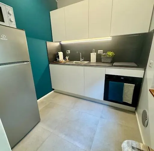 Appartamento Splendido Bilocale In Via Madonnina, Zona Brera