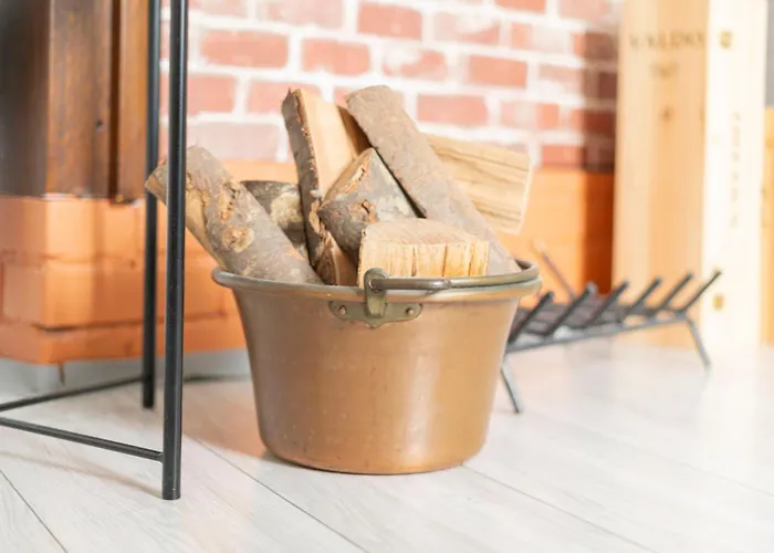 Art Design - Center *