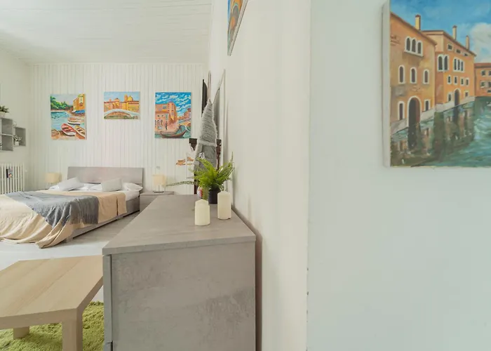 Art Design - Center Lejlighed *