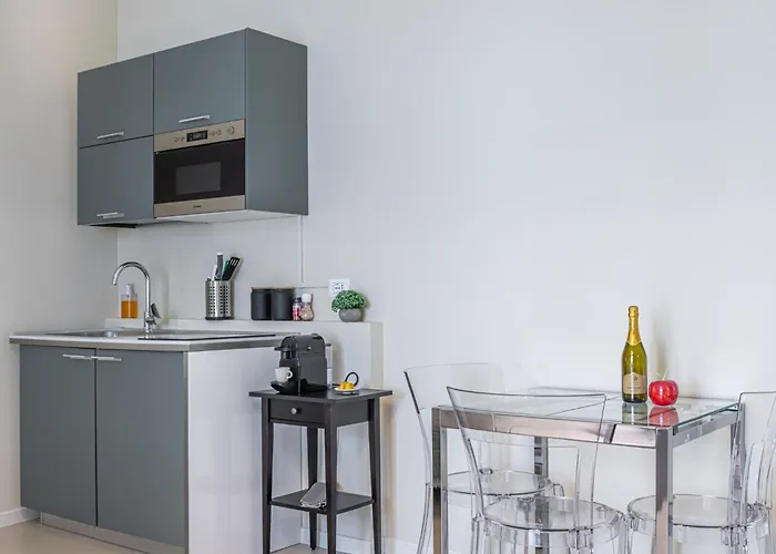 Boccaccio's Flats דירה *