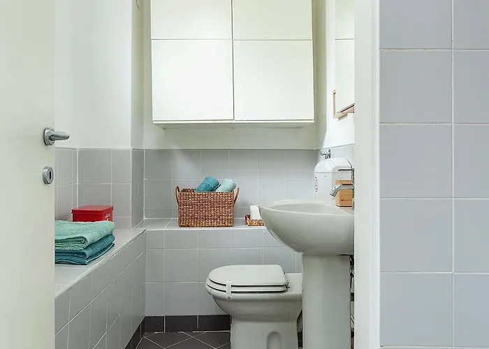 Apartment Duplex Luminoso In Zona Residenziale Milan