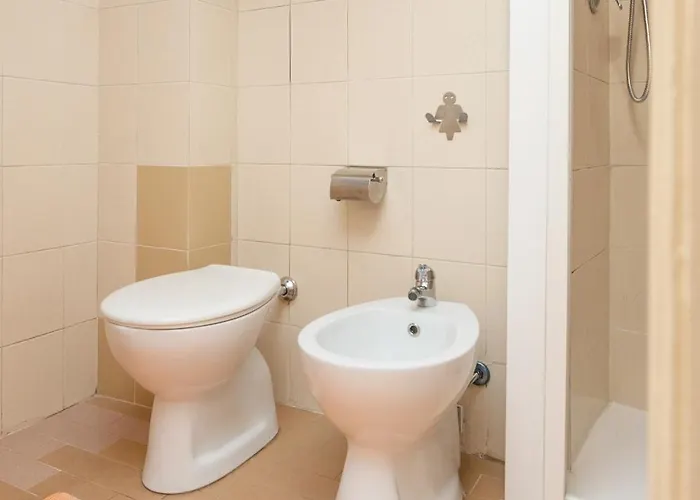 Cream Little - M1 - Center * Μιλάνο