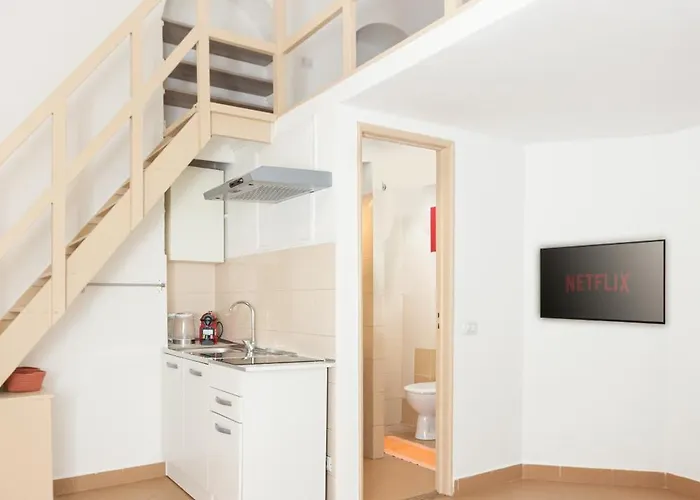 Cream Little - M1 - Center Milaan