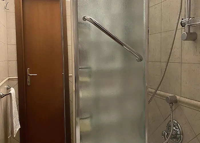 Meg 32 Three-room In The Heart Of Isola