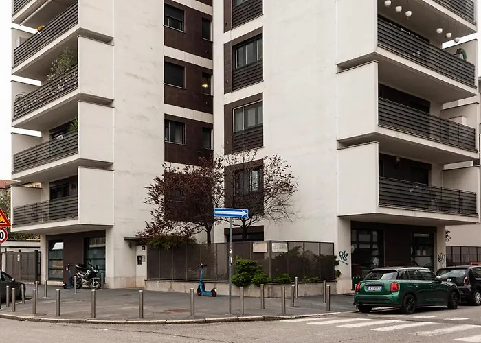 Youhosty - Savona 122 *