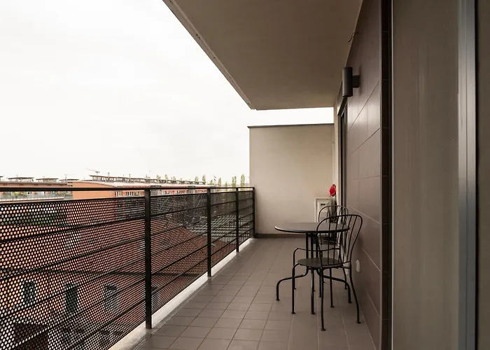 Youhosty - Savona 122 Milan