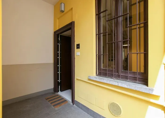 Hacca Collection- Navigli&bocconi-centro-porta Romana