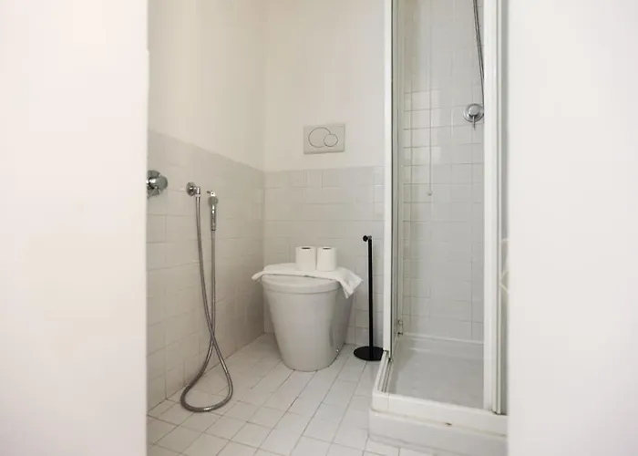 Hacca Collection- Navigli&bocconi-centro-porta Romana *