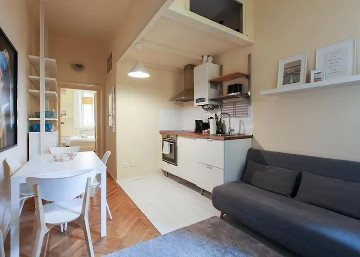 Hacca Collection- Navigli&bocconi-centro-porta Romana דירה