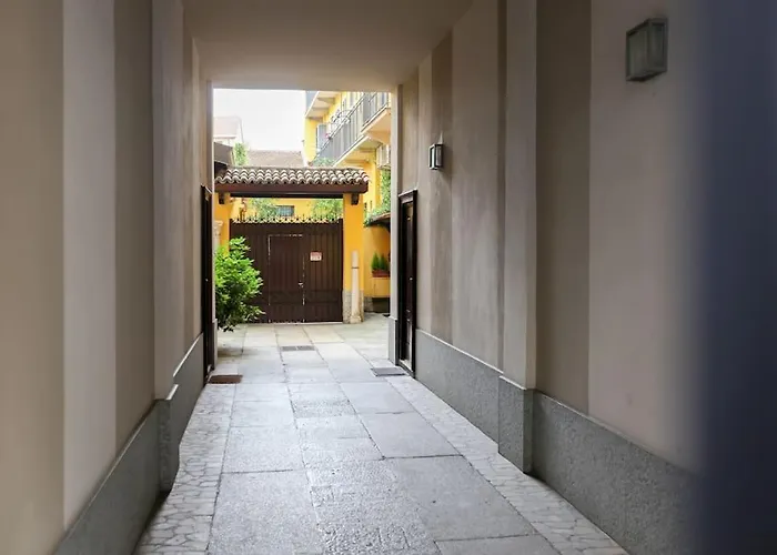 Hacca Collection- Navigli&bocconi-centro-porta Romana דירה *