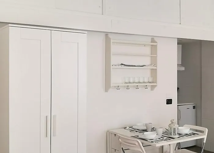 Monolocale Zona Loreto Mm1 Pasteur P1 *