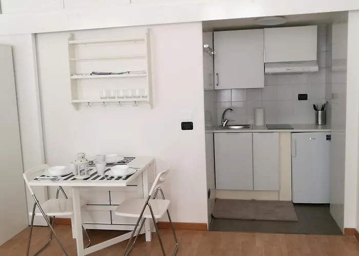 Monolocale Zona Loreto Mm1 Pasteur P1 Appartement Milaan