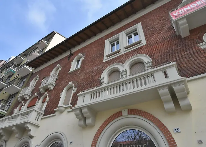 Apartamento White Attic Terrace By Interhome *