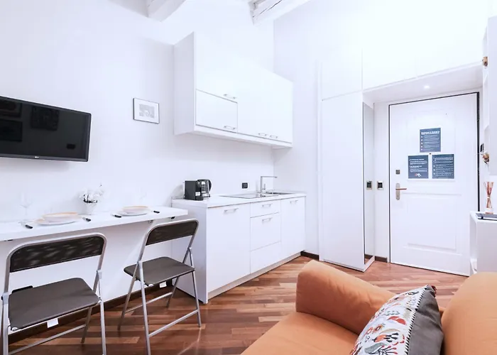 Easylife - Delizioso Monolocale In Brera/duomo *