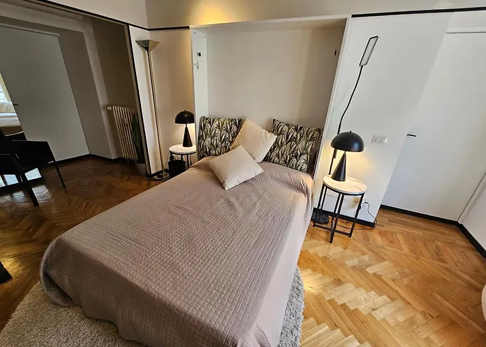 Exclusive Floor 2-bedroom Flat Lägenhet Milano