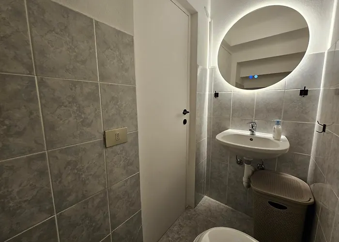 Lägenhet Exclusive Floor 2-bedroom Flat *