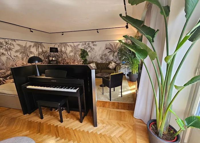 Exclusive Floor 2-bedroom Flat Milano