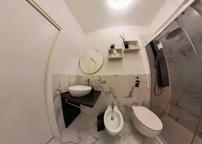 Apartment N&ghomesweethome Raffaelloelegante Ideale Affari Mailand