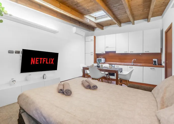 Apartment Tar5 -20 Minutes From Duomo- Design-elegant Mailand