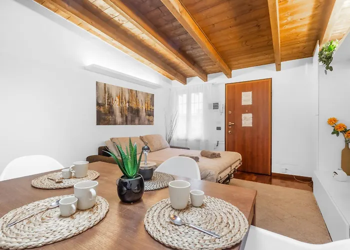 Tar5 -20 Minutes From Duomo- Design-elegant Apartment Mailand