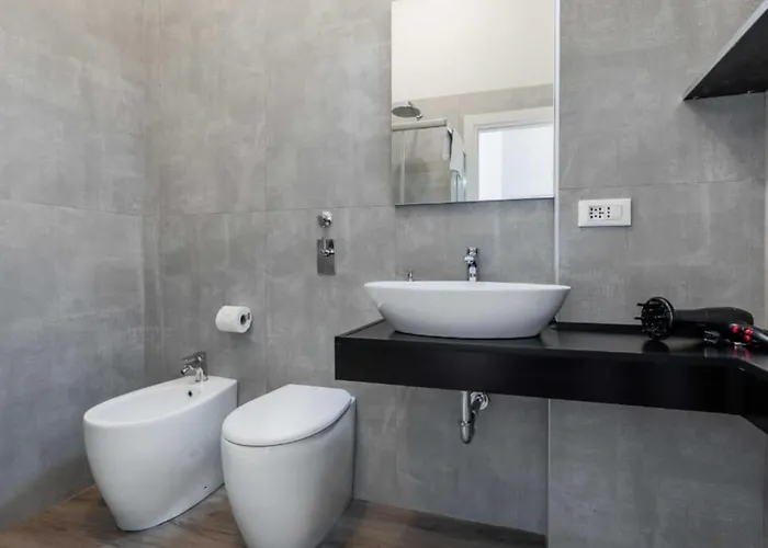 Fieramilano-san Siro Exclusive Milanese House *