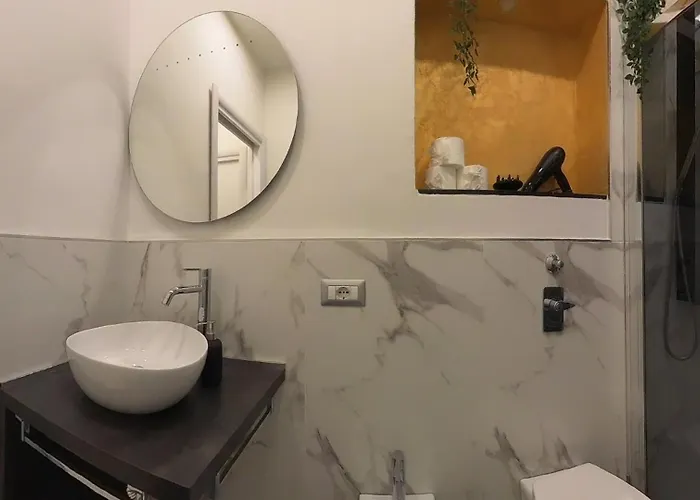 N&ghomesweethome Gogh Elegante E Confortevole *