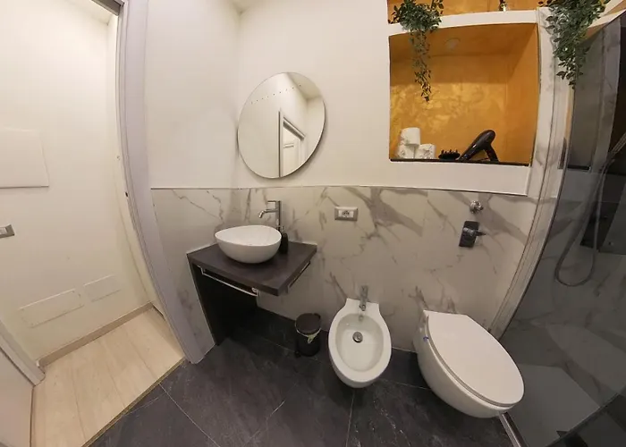 N&ghomesweethome Gogh Elegante E Confortevole *