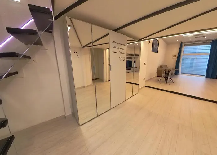 N&ghomesweethome Gogh Elegante E Confortevole *