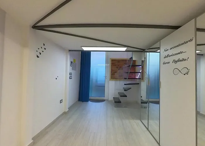 דירה N&ghomesweethome Gogh Elegante E Confortevole *