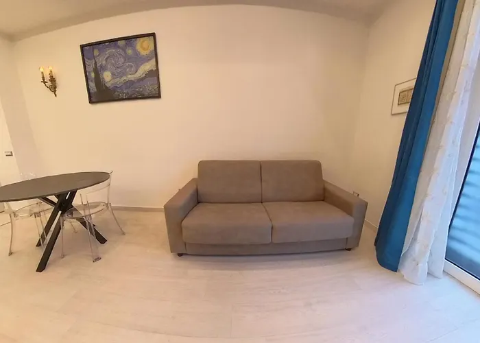 N&ghomesweethome Gogh Elegante E Confortevole Mediolan