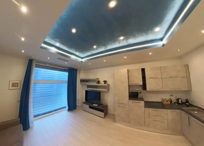 דירה N&ghomesweethome Gogh Elegante E Confortevole