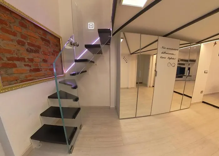 דירה N&ghomesweethome Gogh Elegante E Confortevole *