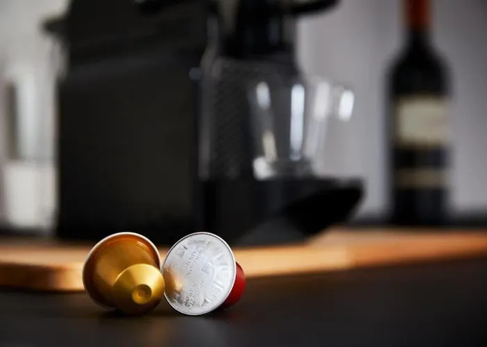 Duomo-fiera - Five Stars Milanese Style By Halldis Daire